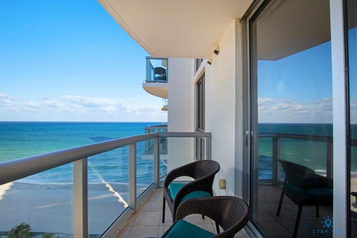 Beachfront Resort Pool Ocean View Balcony Miami Beach Exteriér fotografie