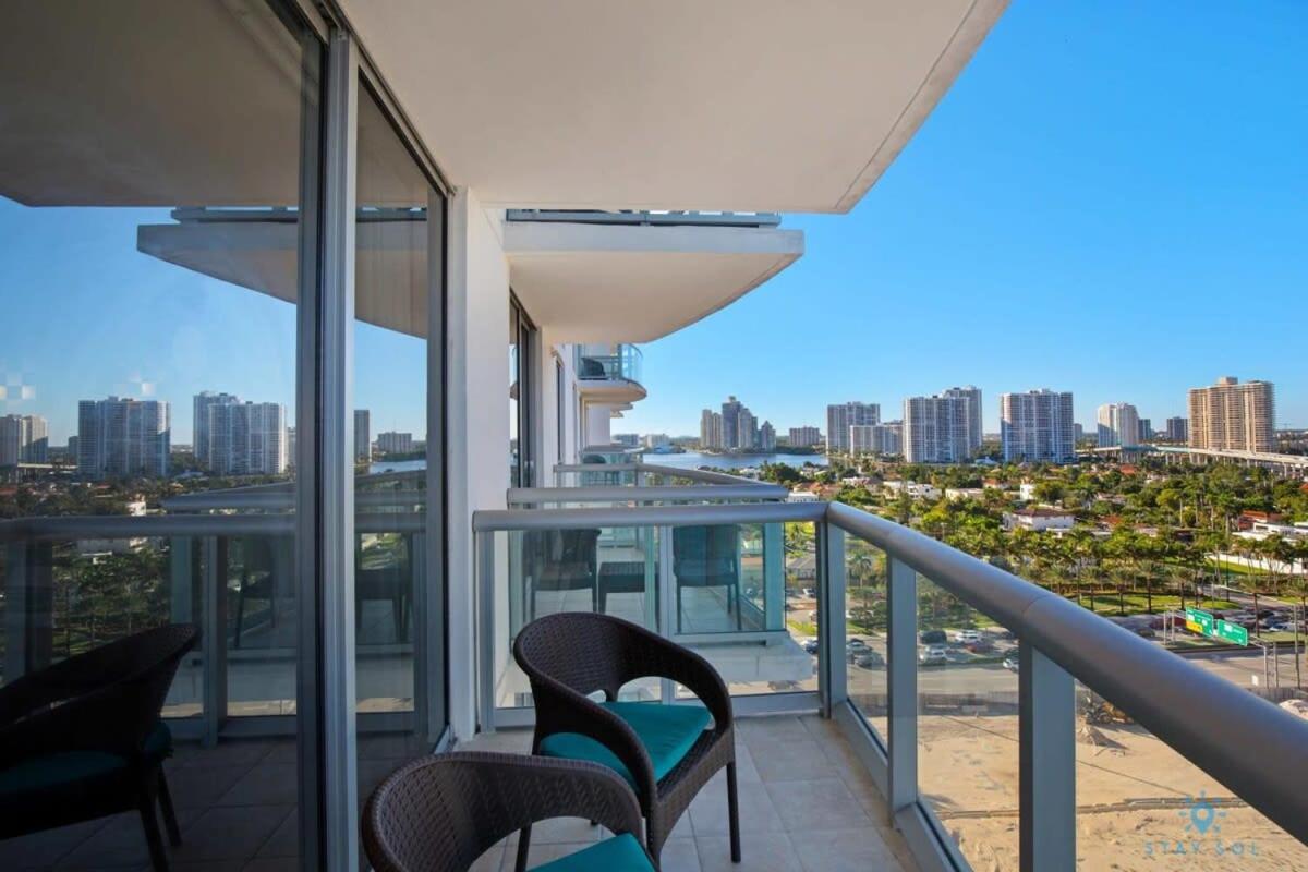 Beachfront Resort Pool Ocean View Balcony Miami Beach Exteriér fotografie